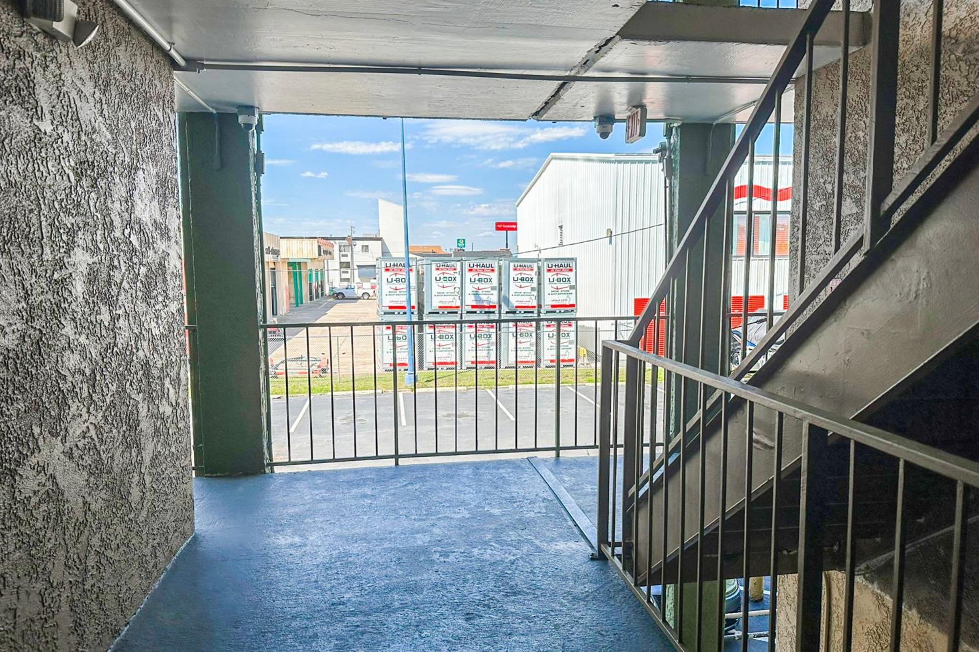 Hotel Econo