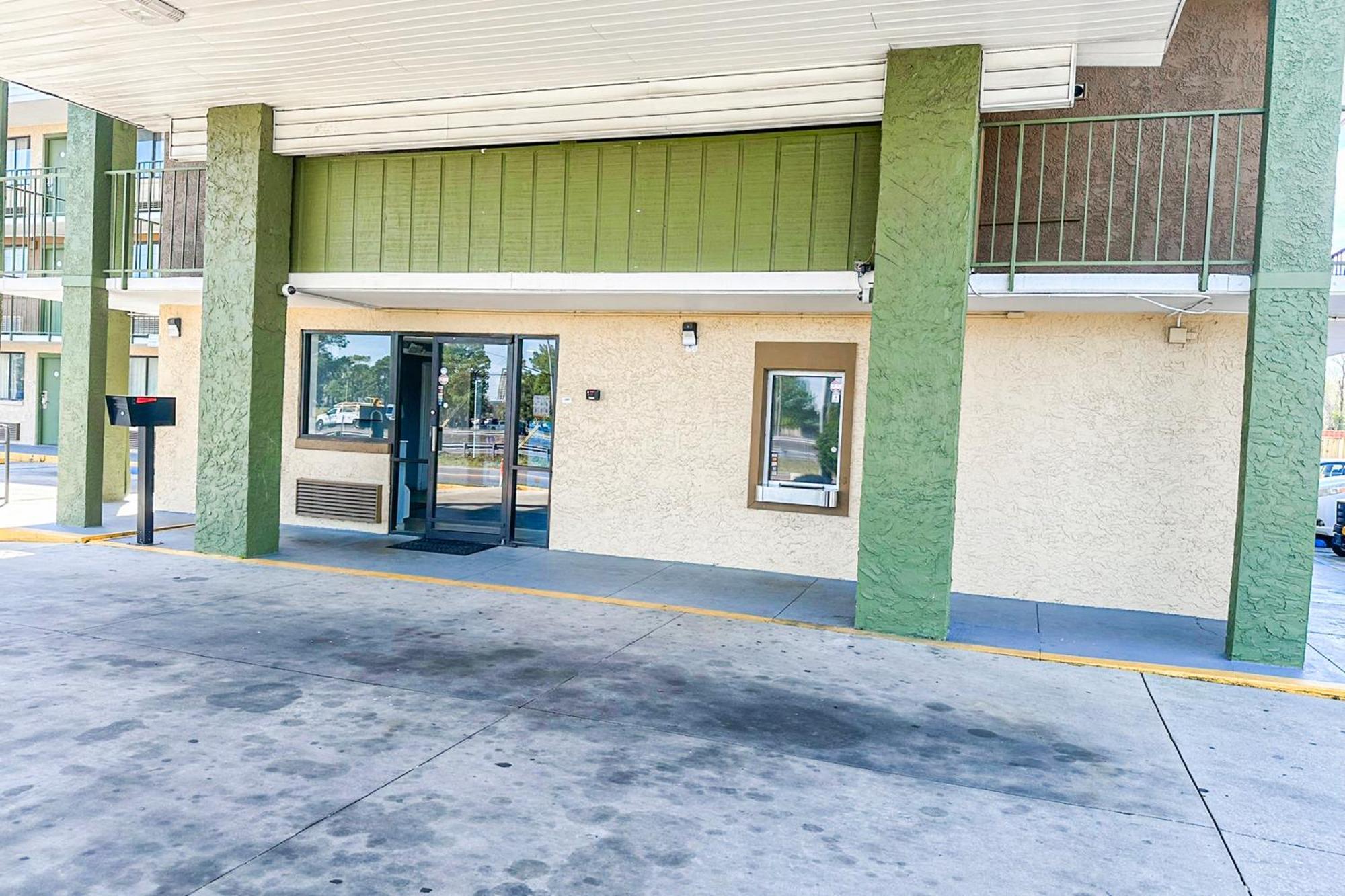 Hotel Econo