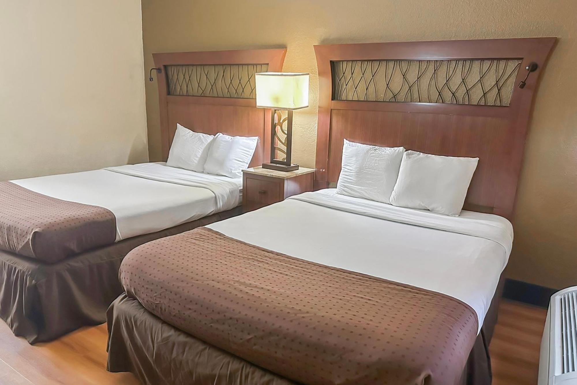 Hotel Oyo Mobile, Al I-65 At Airport Blvd 2*