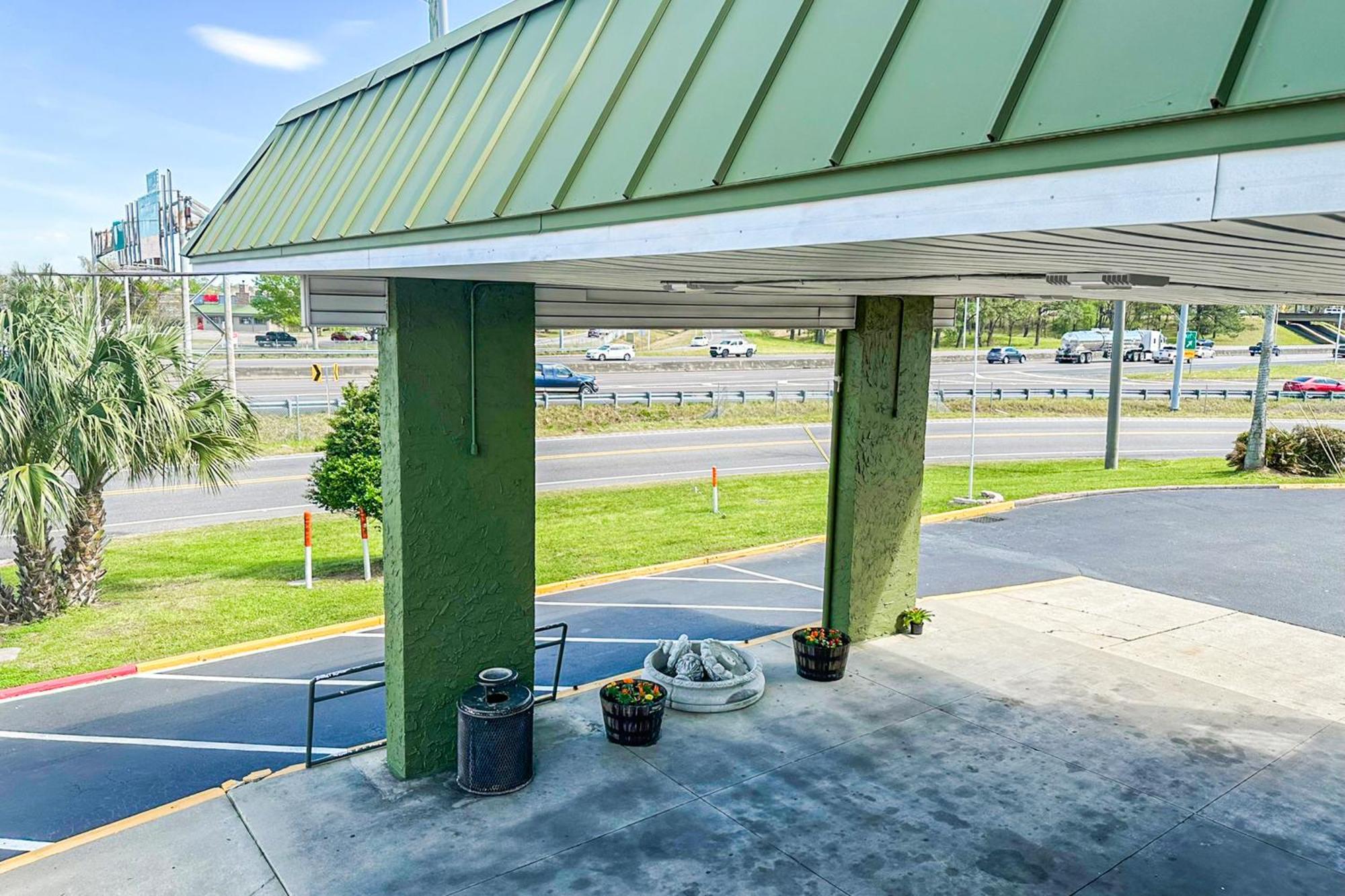 Oyo Mobile, Al I-65 At Airport Blvd 2*